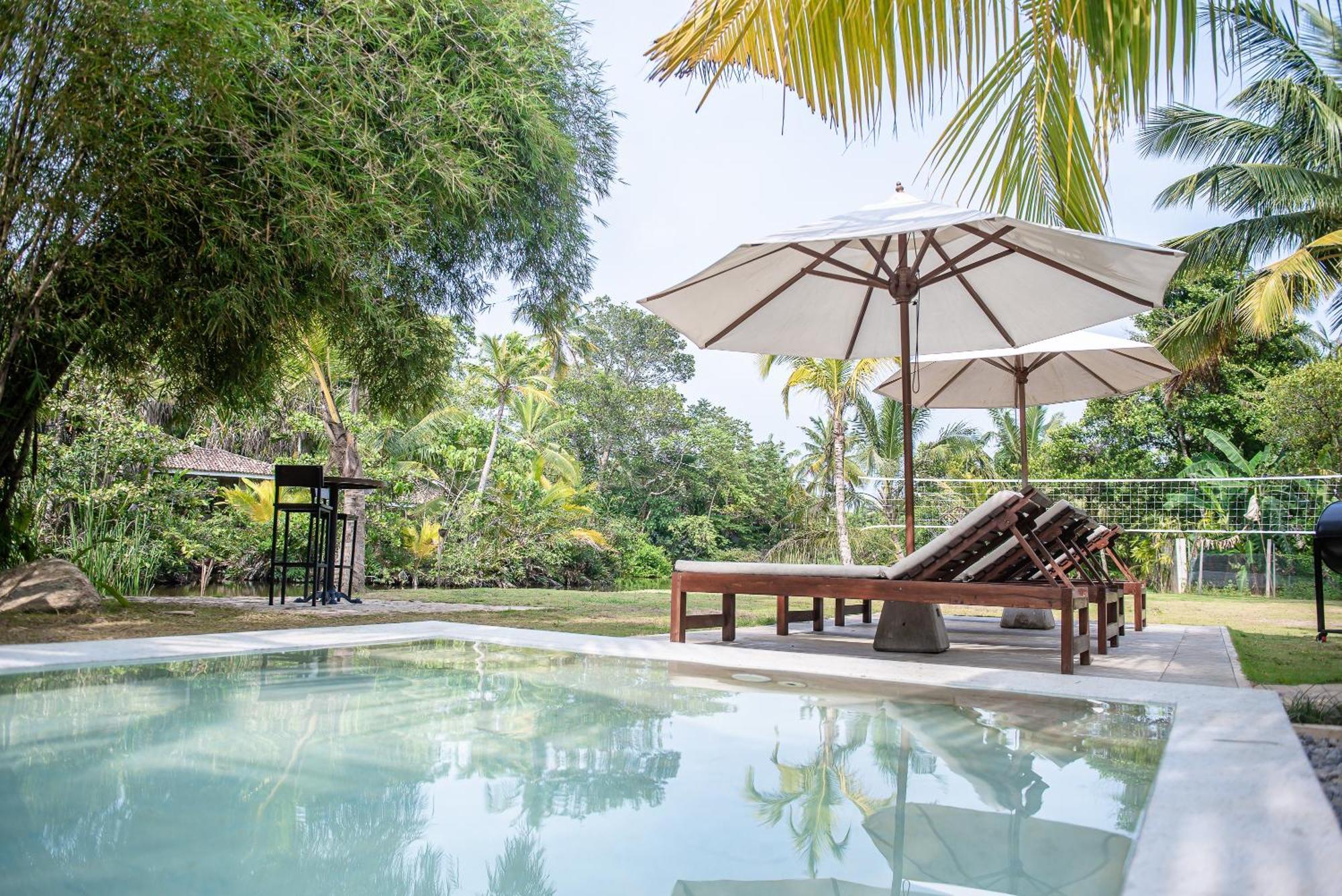 Bed and Breakfast Good Story At Nirbana Island Ahangama Exterior foto